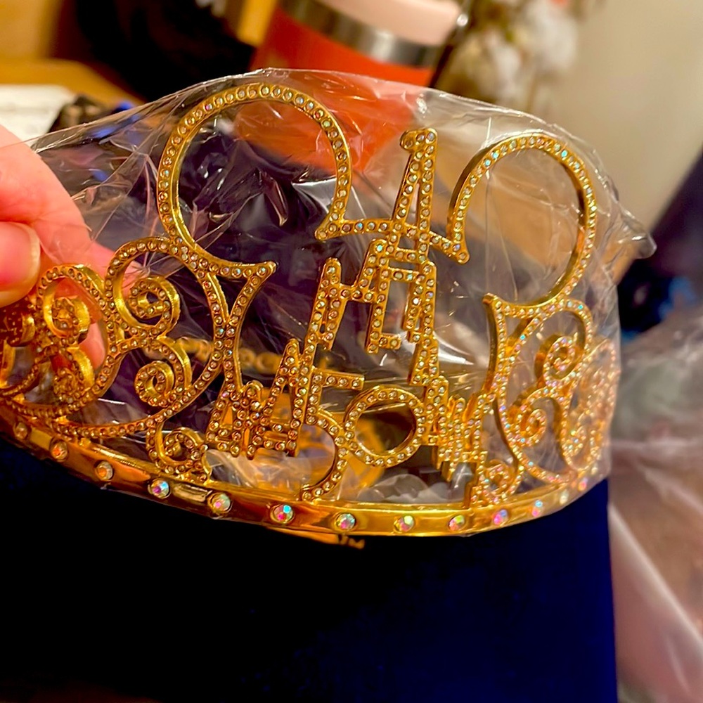 Arribas brothers 50th anniversary WDW Tiara NWT and velvet bag